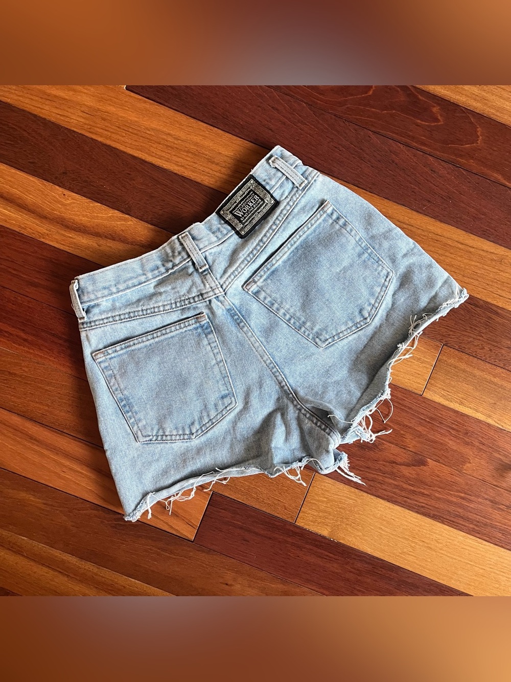 VINTAGE CUT OFF SHORTS